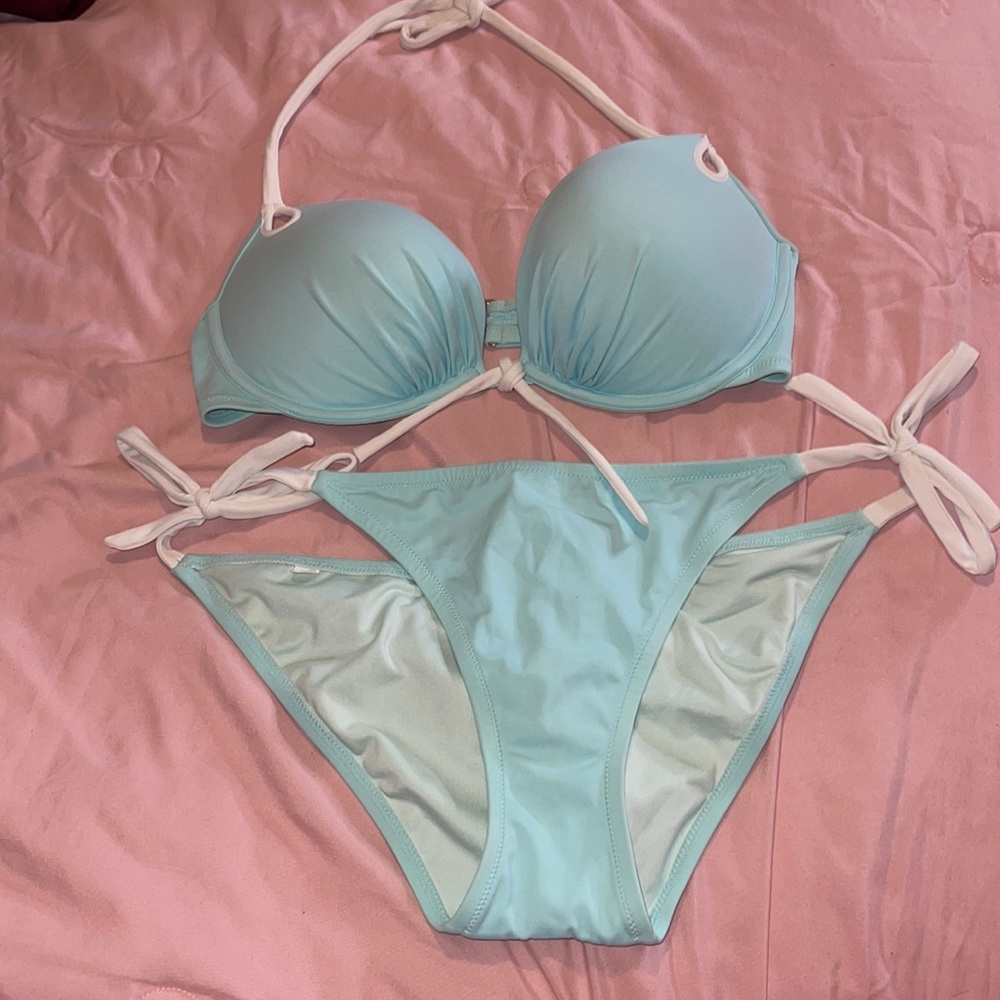 VS Bikini 36D/L
